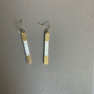 Marlyn Schiff Shara Threaded Bar Earrings.